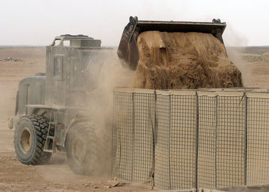 China Los militares soldaron con autógena el muro del bastión de Hesco, geotextil de las barreras de Gabion Hesco alineado fábrica
